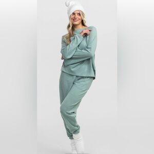 NWT SSCO Cozy Lounge Set